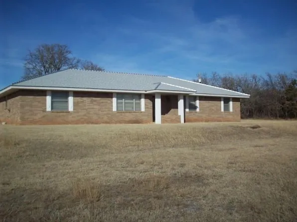 32471 29th Hwy, Elmore City, OK 73433