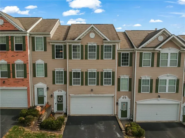 728 Freedom Dr, Carnegie, PA 15106