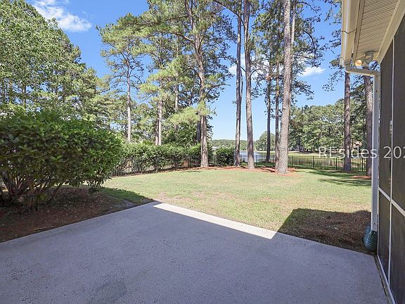 2nd image of 48 Muirfield Dr