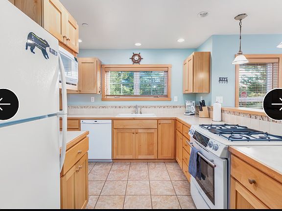 5th image of 5906 Barefoot Ln