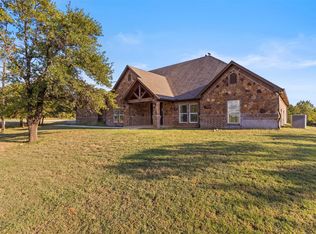 910 County Road 1111, Decatur, TX 76234