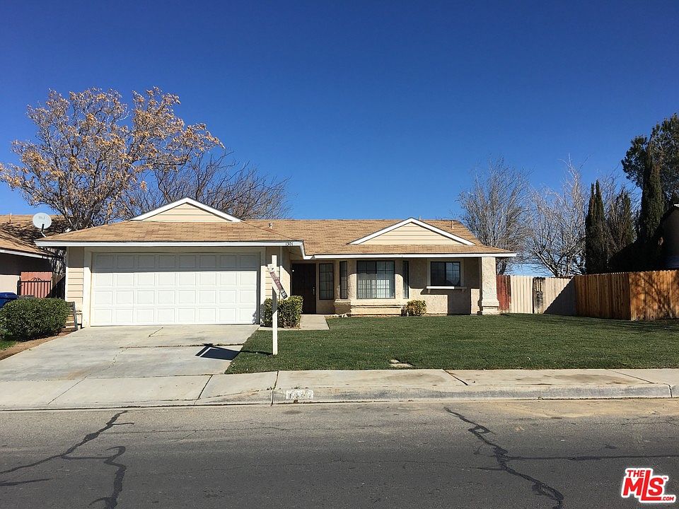 1st image of 1301 W Avenue H8