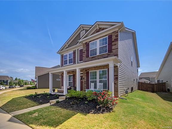 3rd image of 9627 Rayneridge Dr