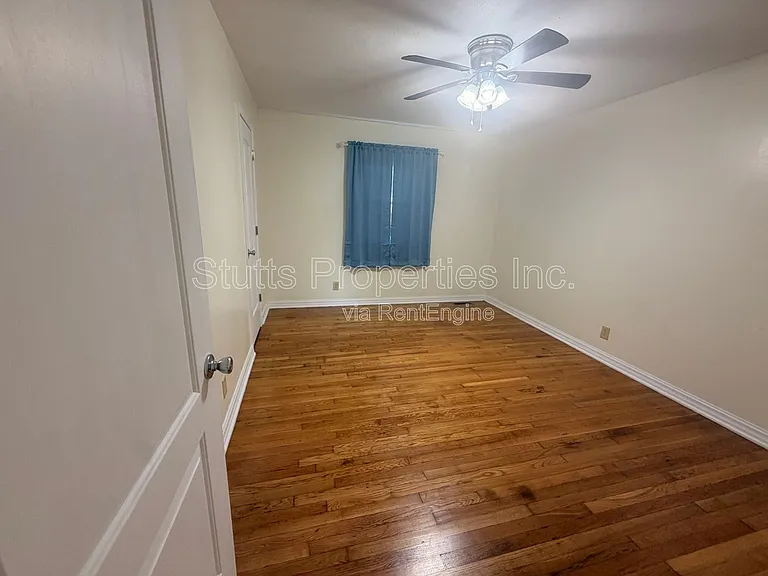 104 Camellia Dr — Photo 9