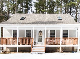 294 Clay Hill Rd, Cape Neddick, ME 03902