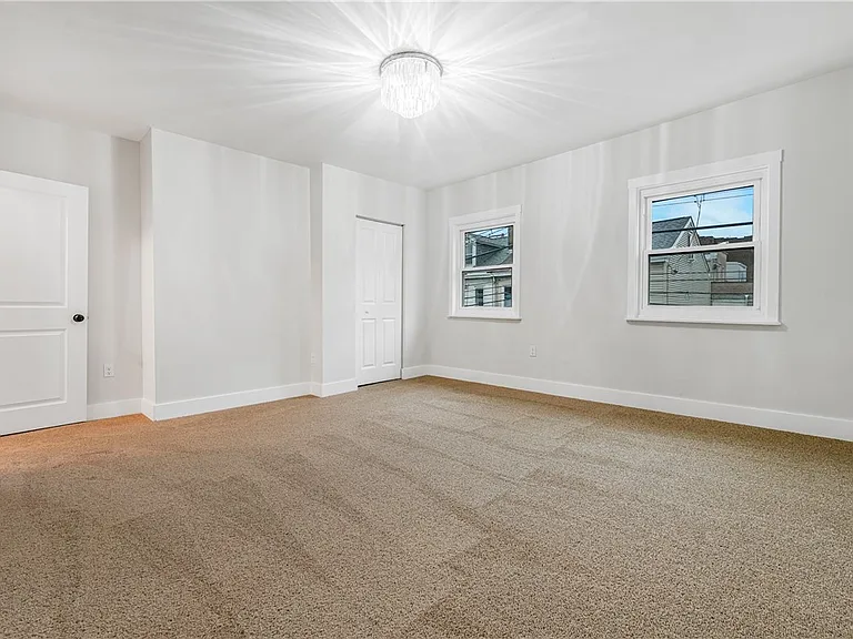 4706 Lorigan St — Photo 15