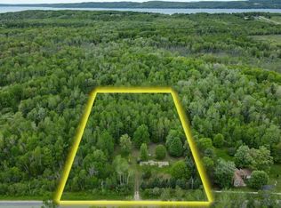 5484 River Rd, Benzonia, MI 49616