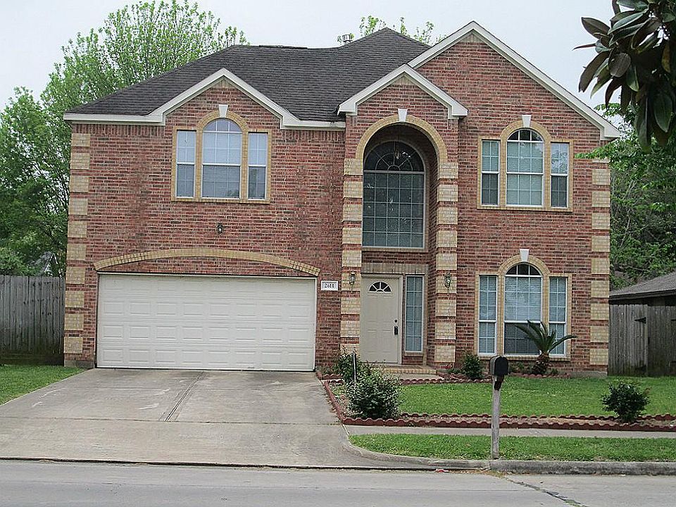 1st image of 2611 Pheasant Creek Dr