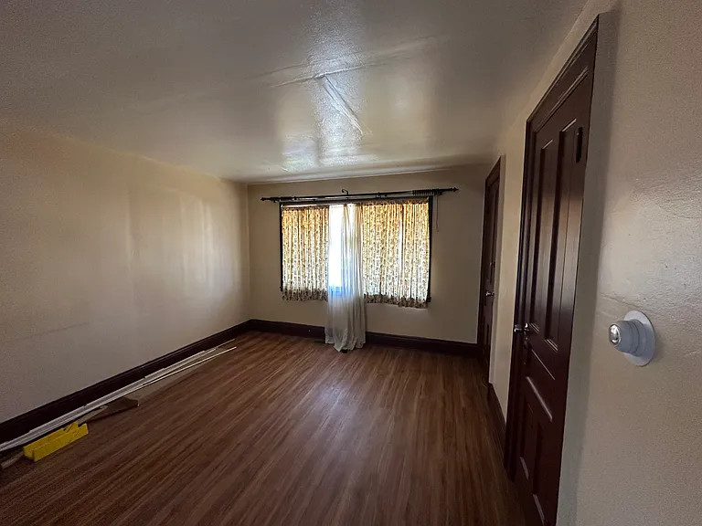 461 N Ogden St — Photo 4
