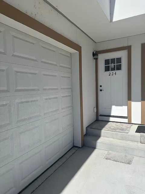 2 bed, 1.5 bath, 900 sqft, $2,900 — Photo 2