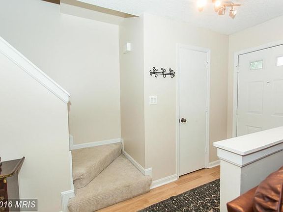 4th image of 705 Knollwood Ct