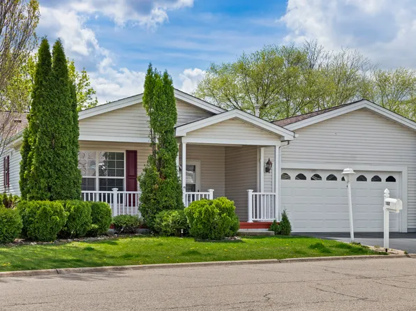 102 Hitching Post Ln, Grayslake, IL 60030