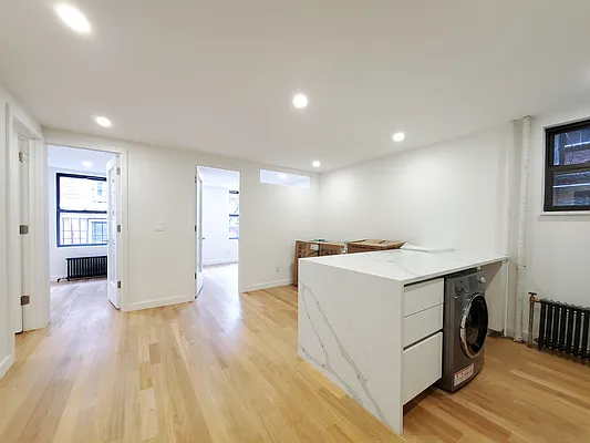 Rented by Brighton Management | media 7