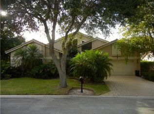 2114 Pinehurst Way, Coral Springs, FL 33071