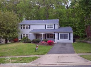 39 Juniper Pl, Aberdeen, NJ 07747