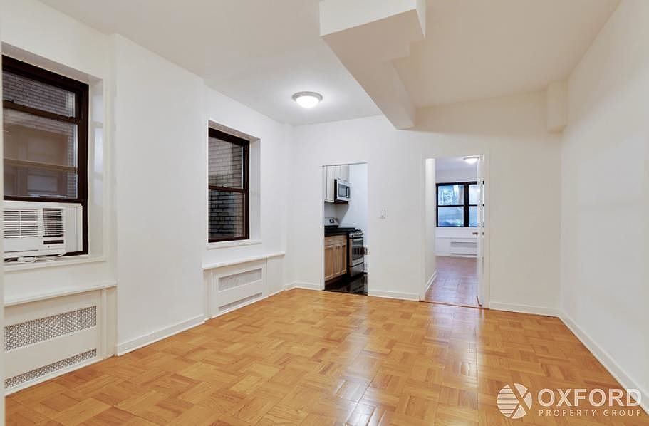 2nd image of 412 E 55th St APT 1c