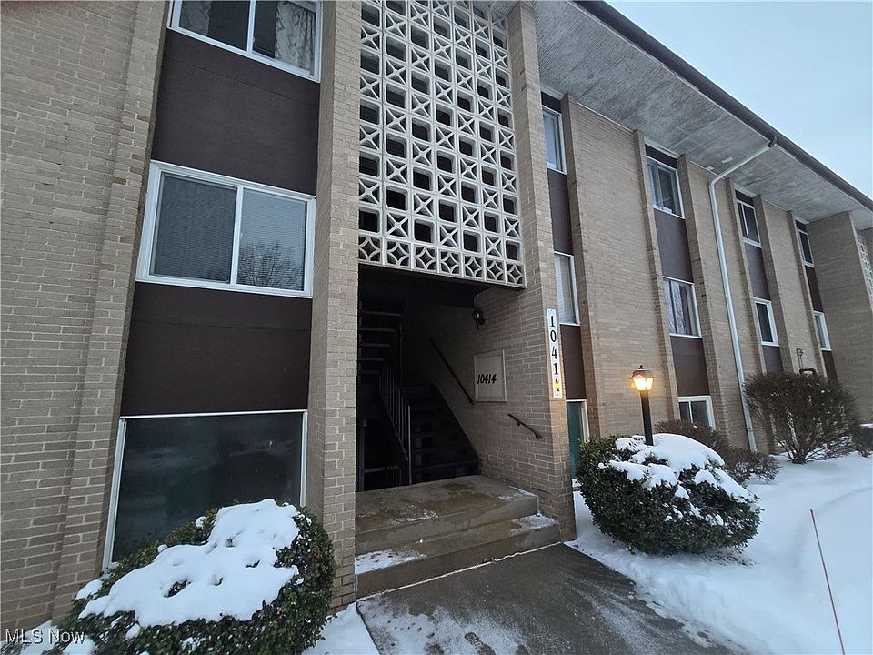1st image of 10414 N Church Dr APT 307