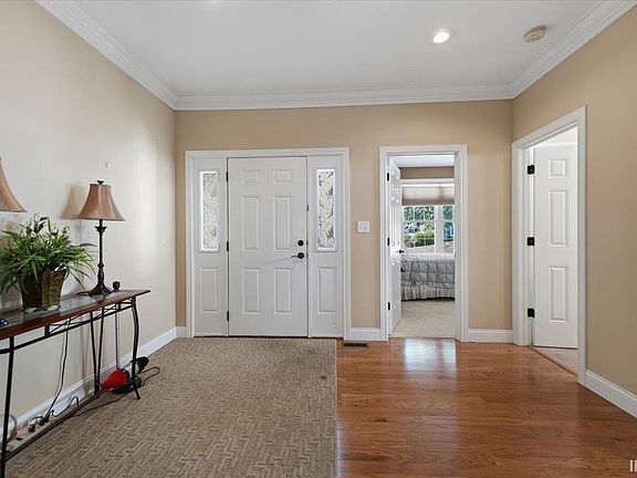 5th image of 3747 E Villa Glen Ct