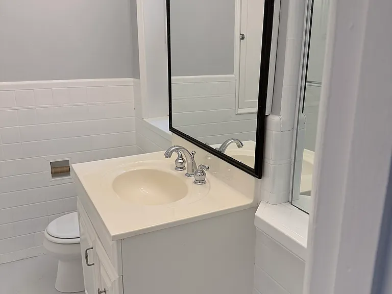 7539 Oxford Dr #2W — Photo 12