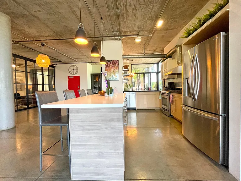 835 Locust Ave #326 — Photo 9