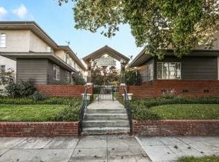 135 N Holliston Ave APT B, Pasadena, CA 91106