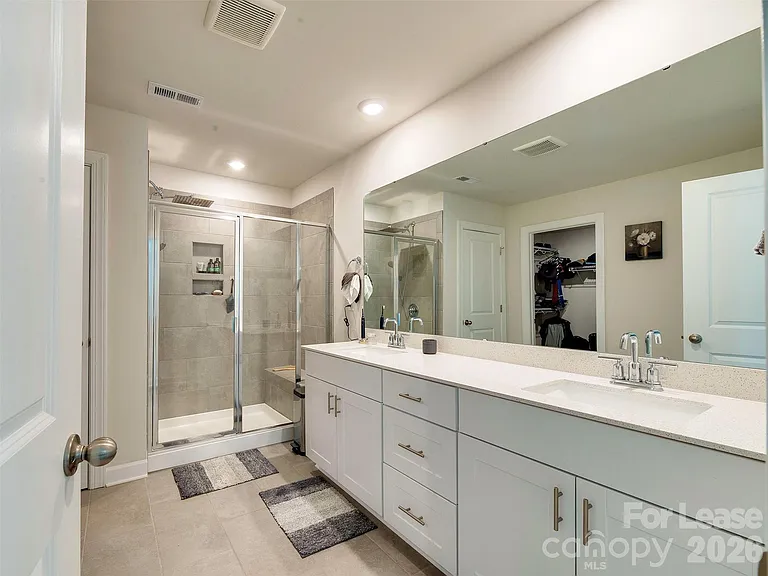4009 Woodland View Dr — Photo 27