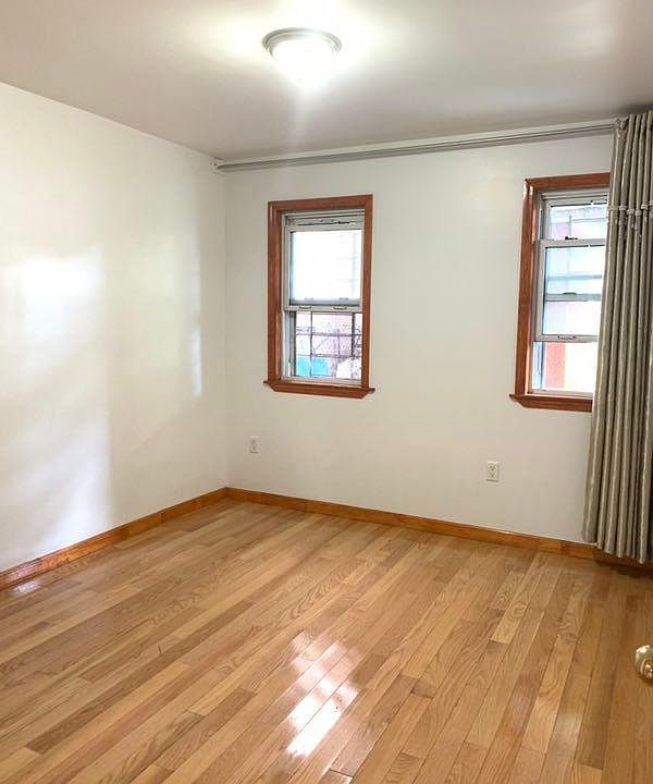 2nd image of 6003 138th St