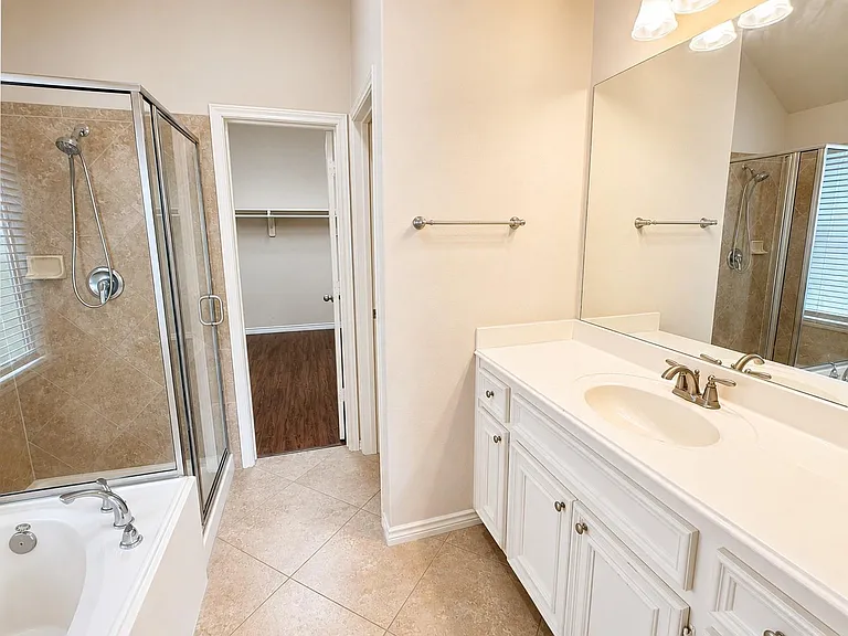 12018 Grace Hall Dr — Photo 12