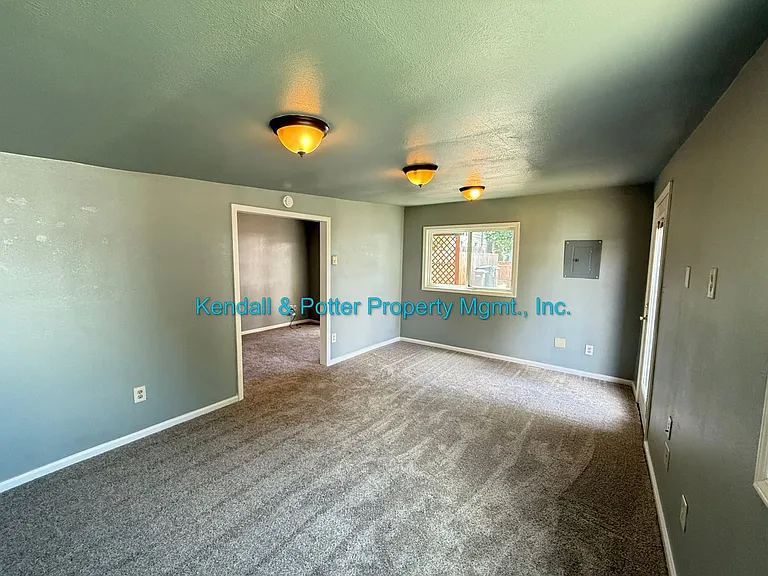 66 Roosevelt St — Photo 32