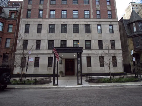 (undisclosed Address), Chicago, IL 60611