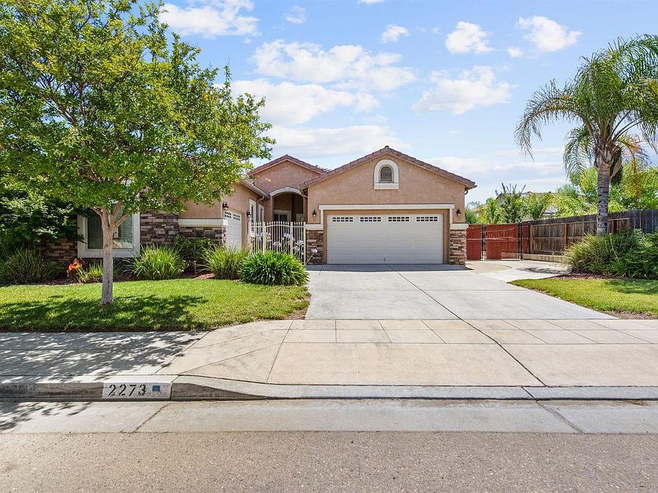 1st image of 2273 S Bundy Dr