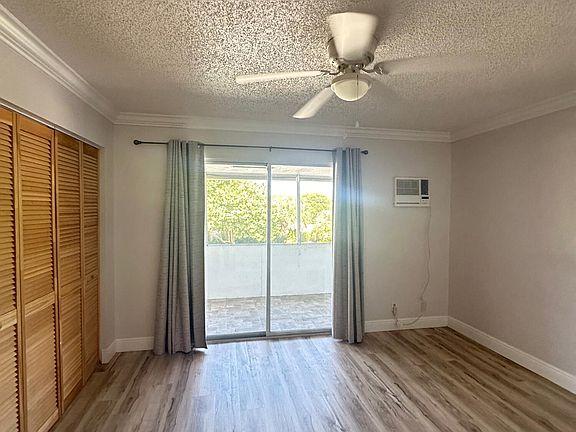 5th image of 67 Upminster Cir #C