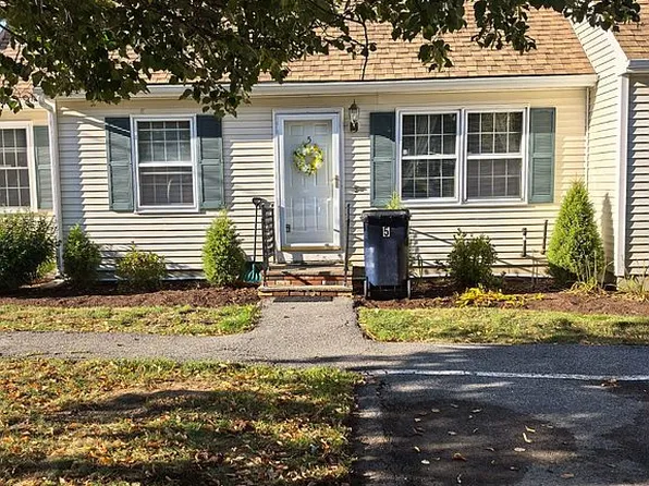 5 Cynthia Cir, Bangor, ME 04401
