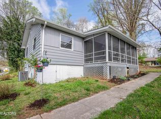 604 Florida Ave, Oak Ridge, TN 37830