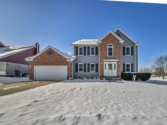 2nd image of 708 Montgomery Dr
