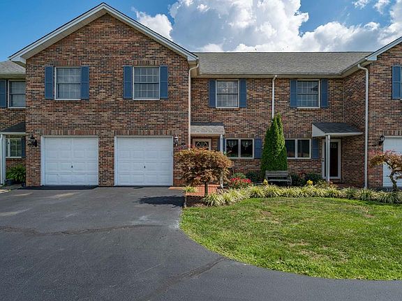 3rd image of 658 Thompson Dr