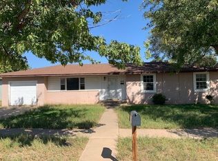 909 W 9th St, Littlefield, TX 79339