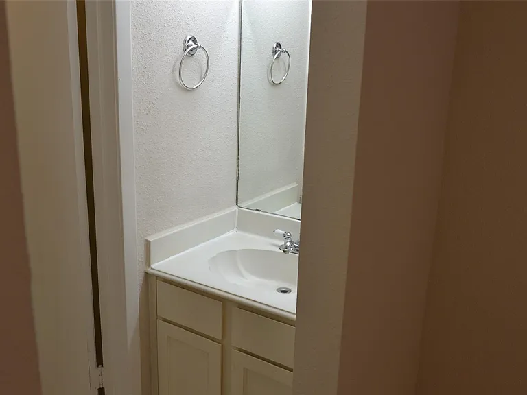 6111 Beverly Hill St #43 — Photo 18