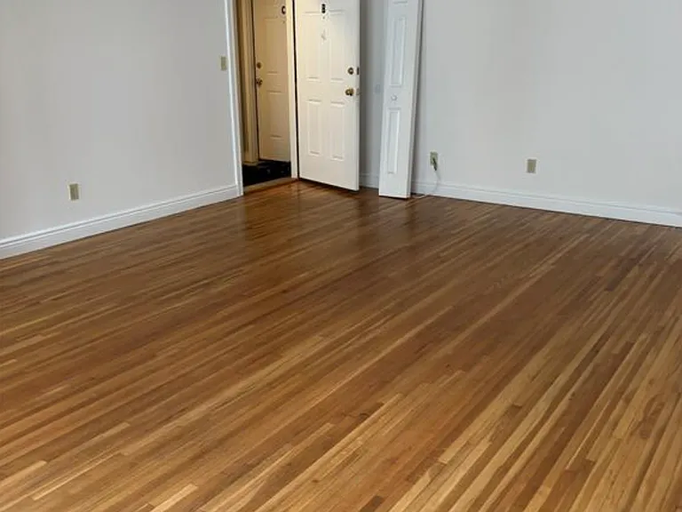 76B Westchester Ave — Photo 5