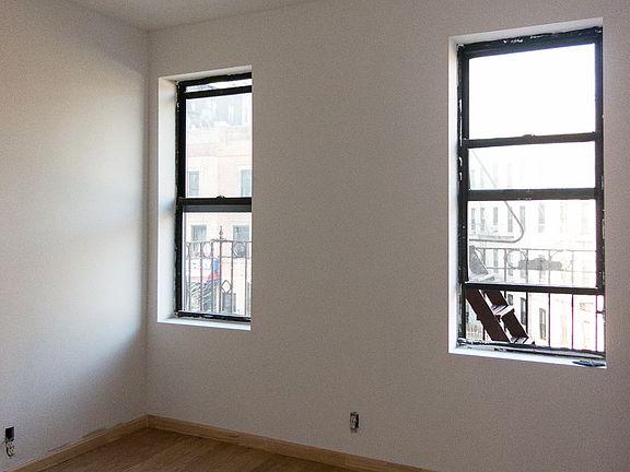 2nd image of 267 Lincoln Pl APT 3B