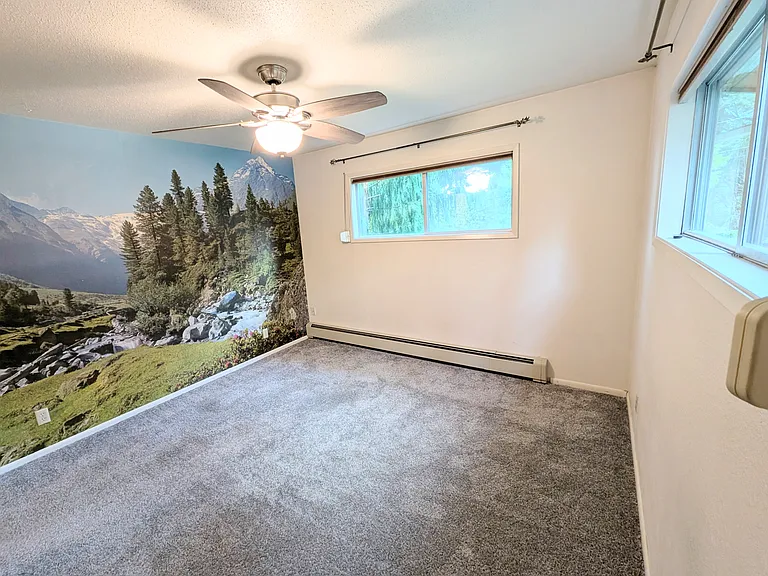2575 Yew Street Rd — Photo 48