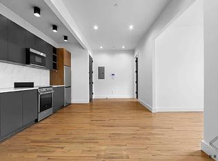 185 Veronica Pl #1C, Brooklyn, NY 11226