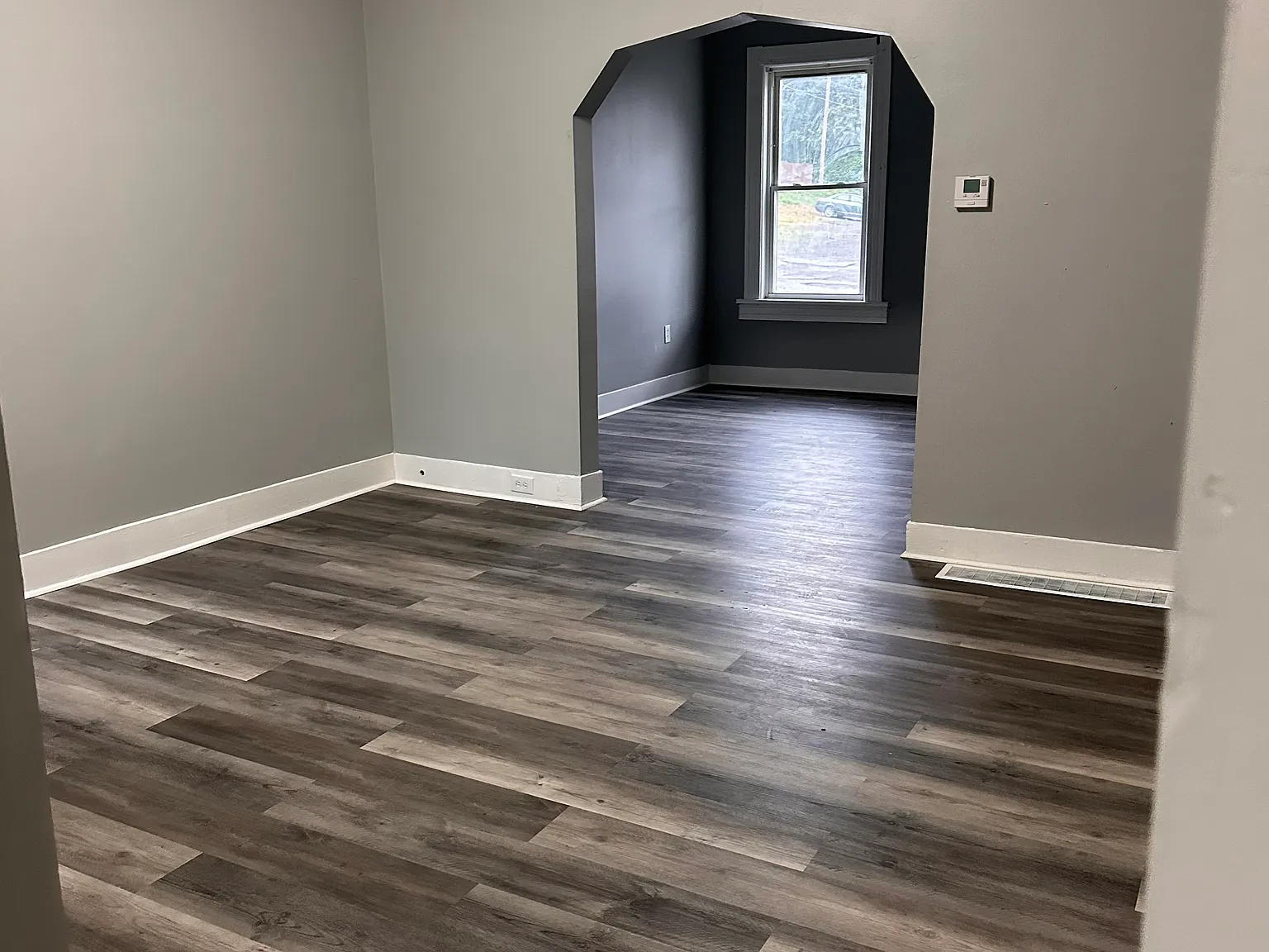 3 bed, 1200 sqft, $1,400 — Photo 3