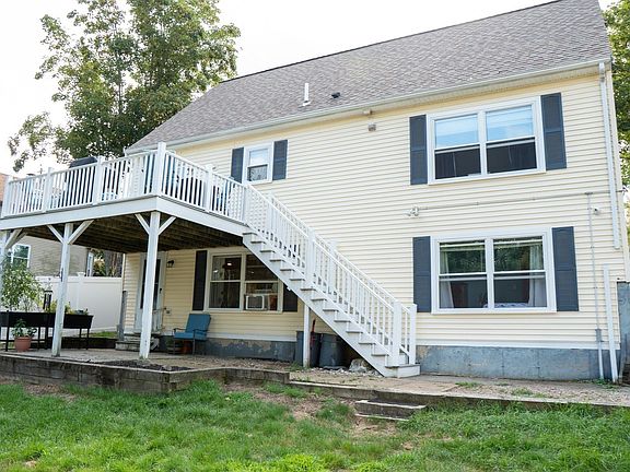 5th image of 512 Prescott St
