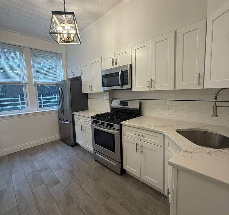 1st image of 7143 67th St Floor 2