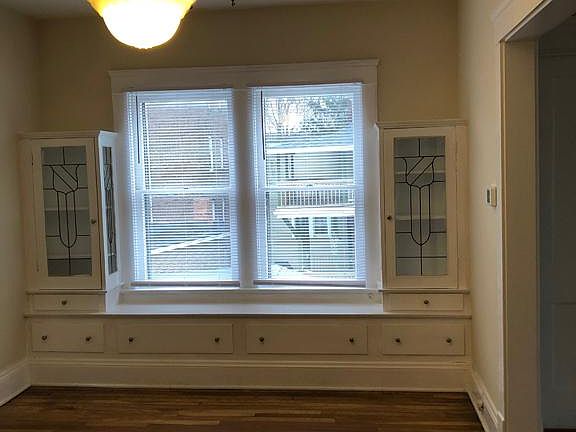 4th image of 12952 Emerson Ave
