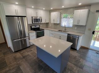 10002 20th St SE UNIT 2, Lake Stevens, WA 98258