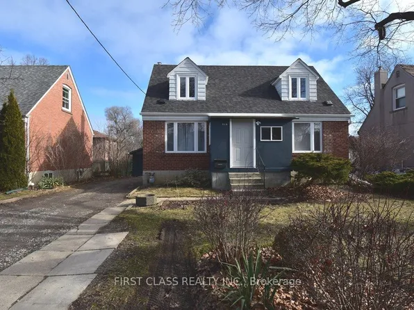 319 Senlac Rd, Toronto, ON M2R 1R2