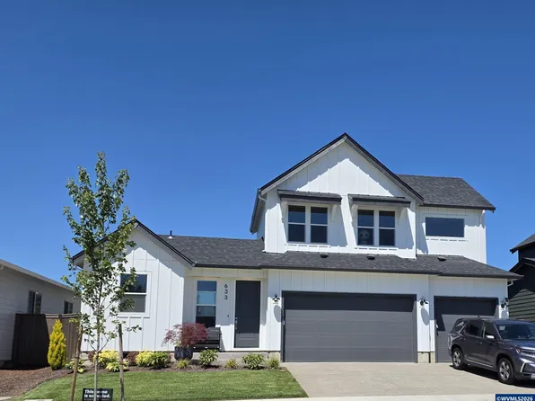 633 Magnolia Ave, Woodburn, OR 97071