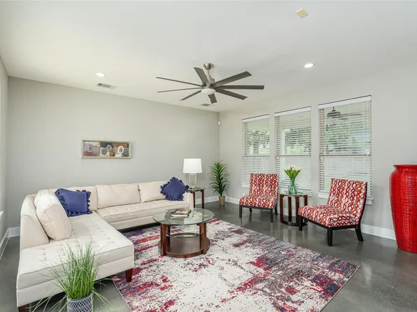 705 E 49th St #A, Austin, TX 78751